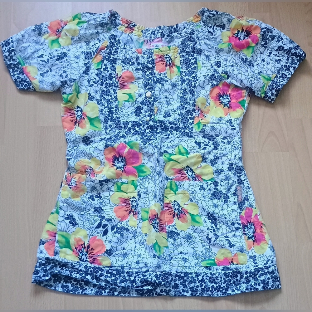 Koi Floral Patterned Top with Black and Pink Accents XS